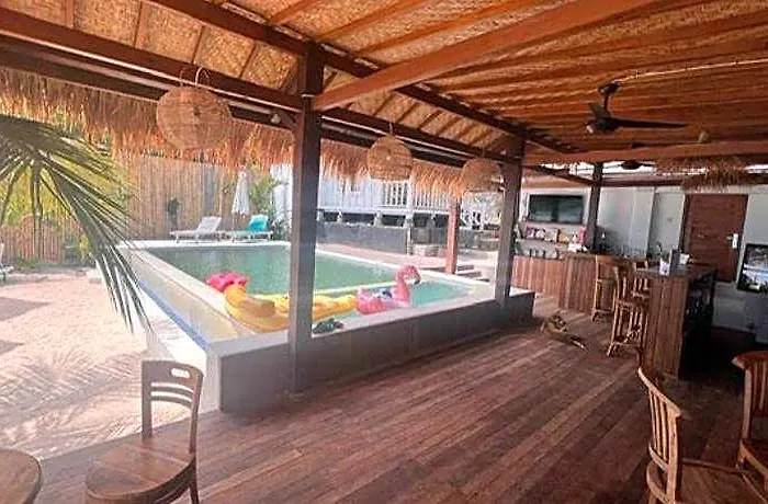 Hotel The Kubu221 Ceningan Nusa Lembongan