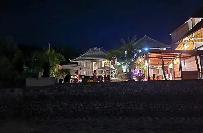The Kubu221 Ceningan فندق 3*