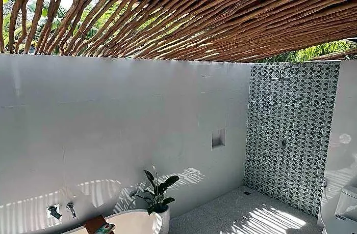 The Kubu221 Ceningan Hotel 3*